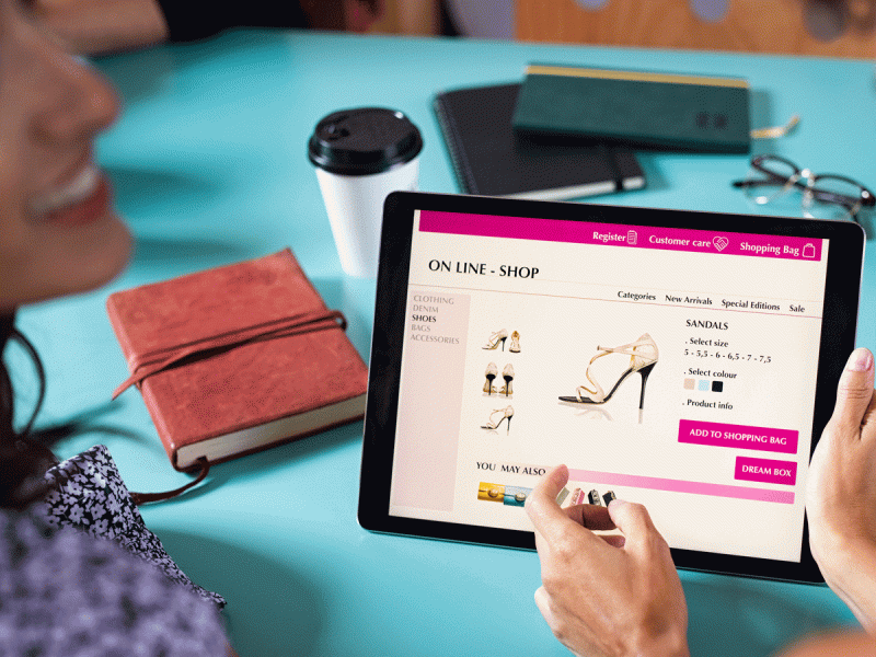 FIR on E Commerce company for selling fake goods