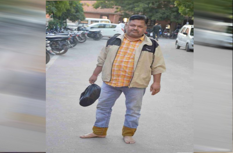 Wearing shoes after Hyderabad Encounter roop singh of nagaur