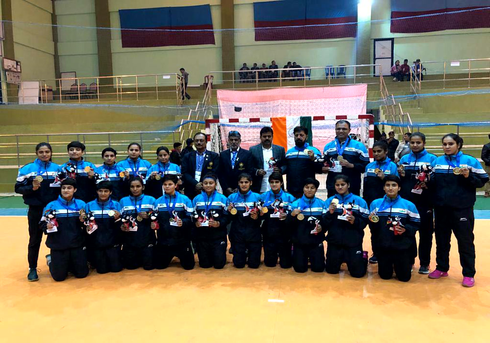 भारतीय महिला हैण्डबाॅल टीम ने जीता स्वर्ण पदक, पुरुष टीम को रजत पदक
