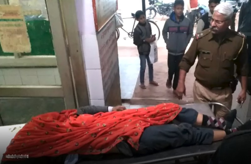 car accident in dholpur one killed in Moving vehicle tire out accident