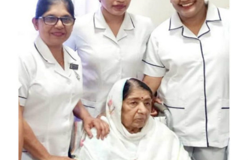 lata_mangeshkars_first_pic_after_recovery_goes_viral.jpg