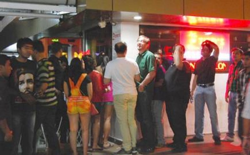 बंगाल की लड़कियां कैसे पहुंच रही हैं गोवा के रेडलाईट एरिया