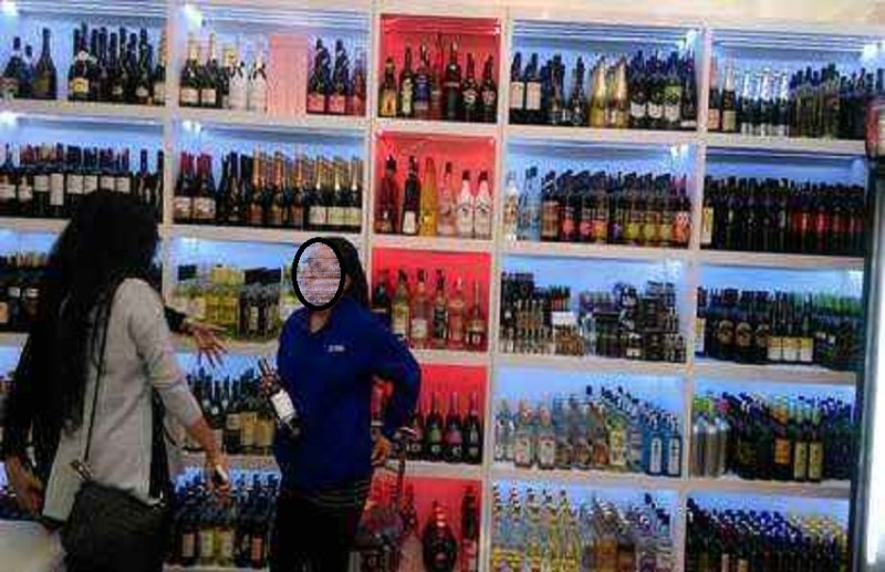 delhi-wine-shop_1.jpg