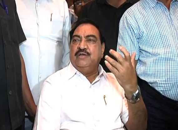 khadse.jpg