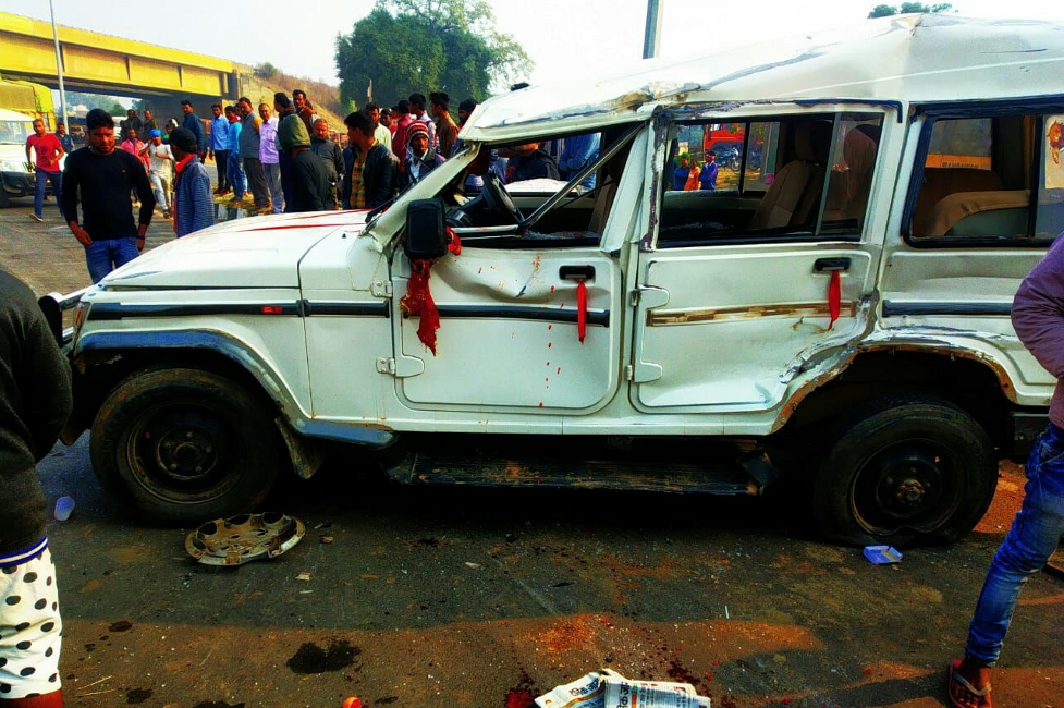 School vehicle collided with truck, school children injured