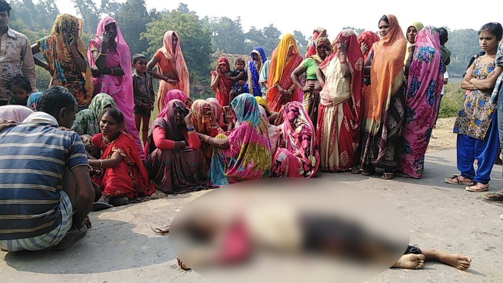 Sidhi bus accident girl student crushes death on spot villagers angry
