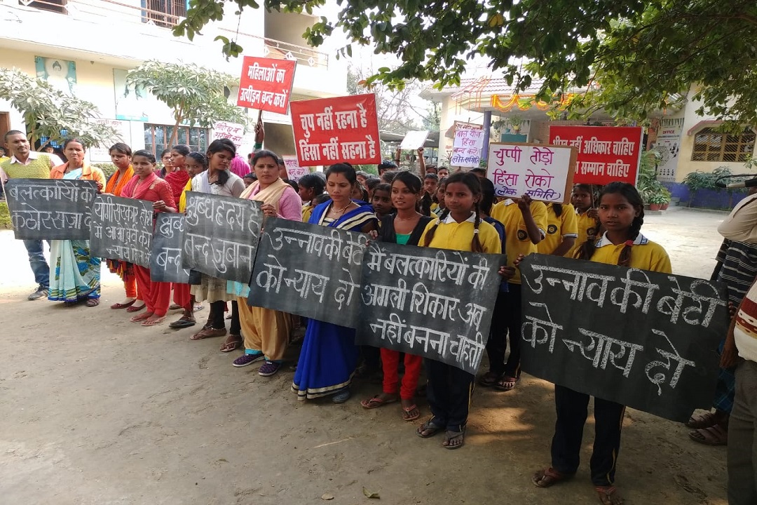 Nagespur daughters protest against Unnao rape case