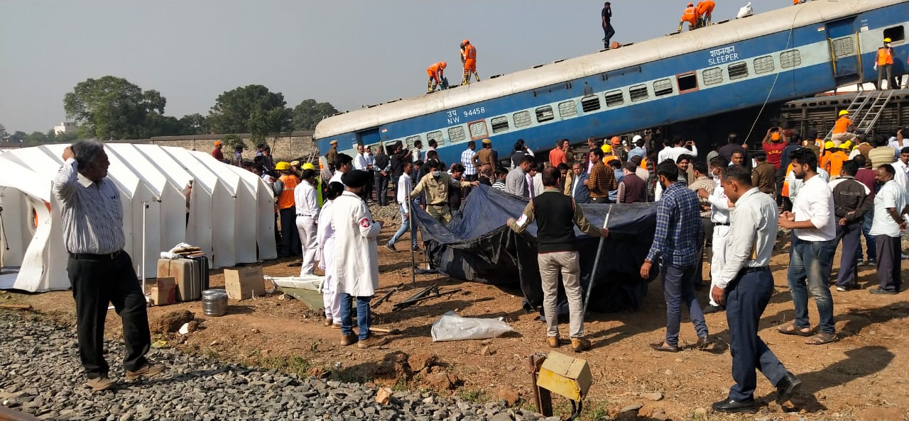 Train Accident : आबूरोड स्टेशन पर ट्रेन दुर्घटना