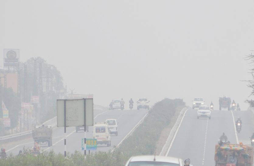 पलटा मौसम: बूंदाबांदी और शीतलहर ने बढ़ाई ठंड, इन जिलों में बारिश के साथ ओलावृष्टि की चेतावनी