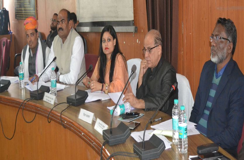 Zila parisad ajmer : पांच साल का कच्चा-चिट्ठा खोलकर रख दूंगी