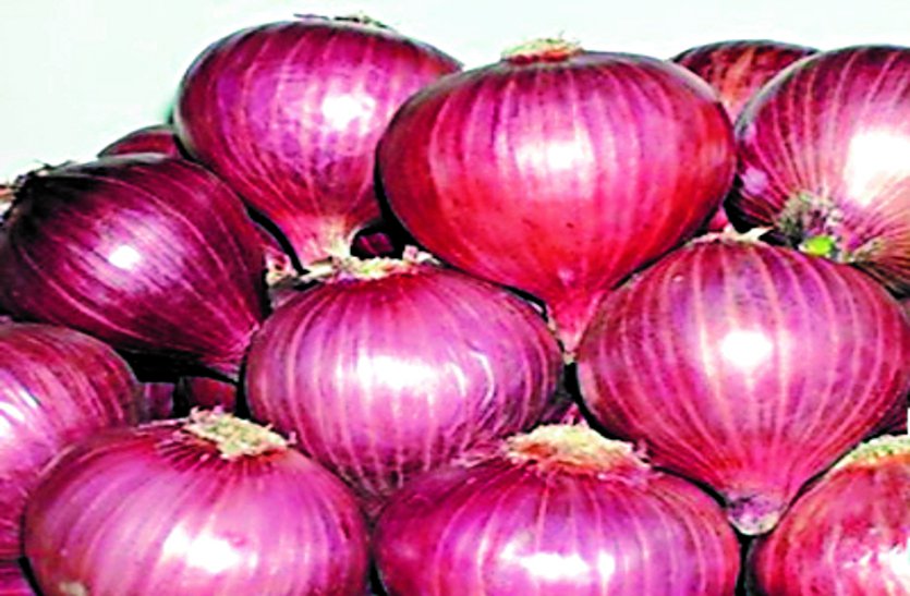 Onions are being sold for Rs 120 a kg, the smell of onions getting removed from the kitchen