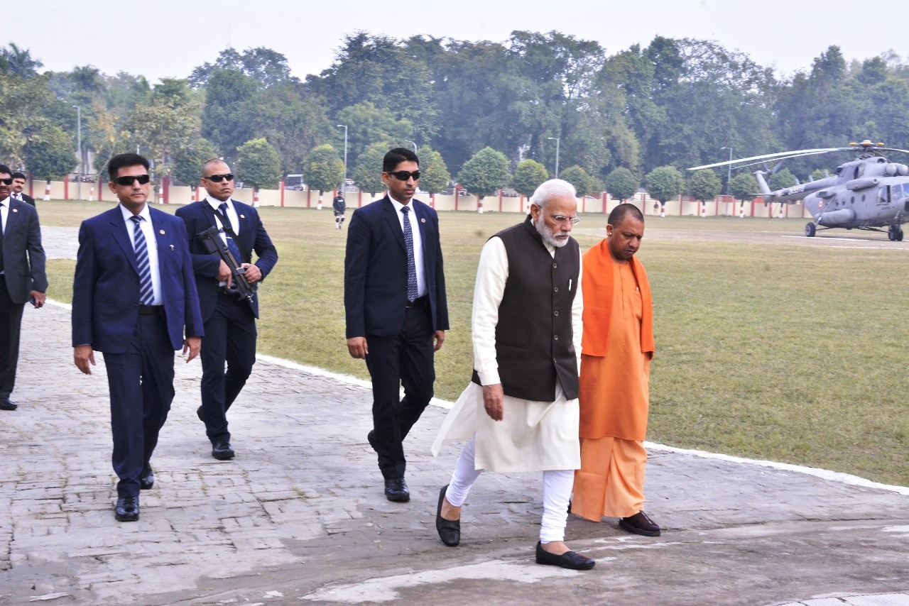गंगा मइया के खेवैया बन प्रधानमंत्री पुराना वैभव लौटाने का तैयार कर गए रोडमैप