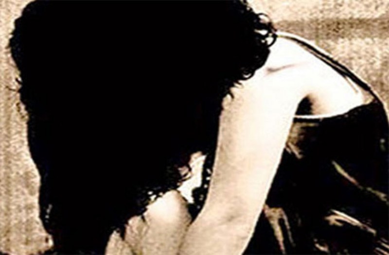 सब्जी मांगने के नाम पर पहुंचा और मनोरोगी भतीजी से किया मुंहकाला