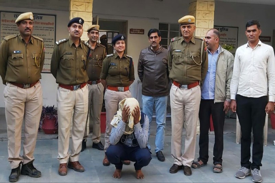 man arrested for misusing facebook to loot a businessman in jodhpur