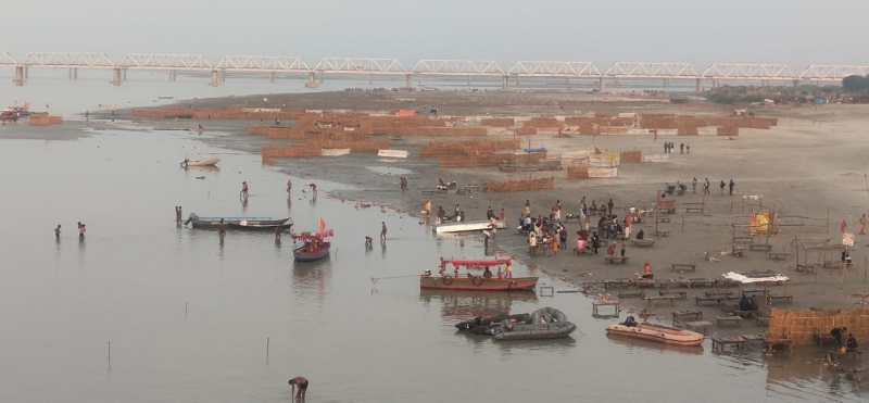अयोध्या में अव्यवस्थाओं का शिकार हो रही पवित्र सरयू नदी