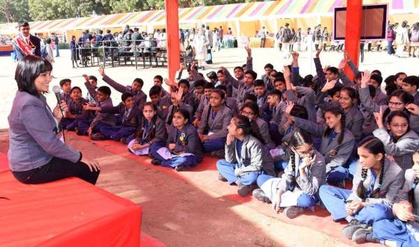 किताबो द ब्लूसिटी चिल्ड्रन लिटरेचर फेस्टिवल में नजर आई बच्चों की अठखेलियां, चंचलता व उच्छृंखलता, देखें तस्वीरें...