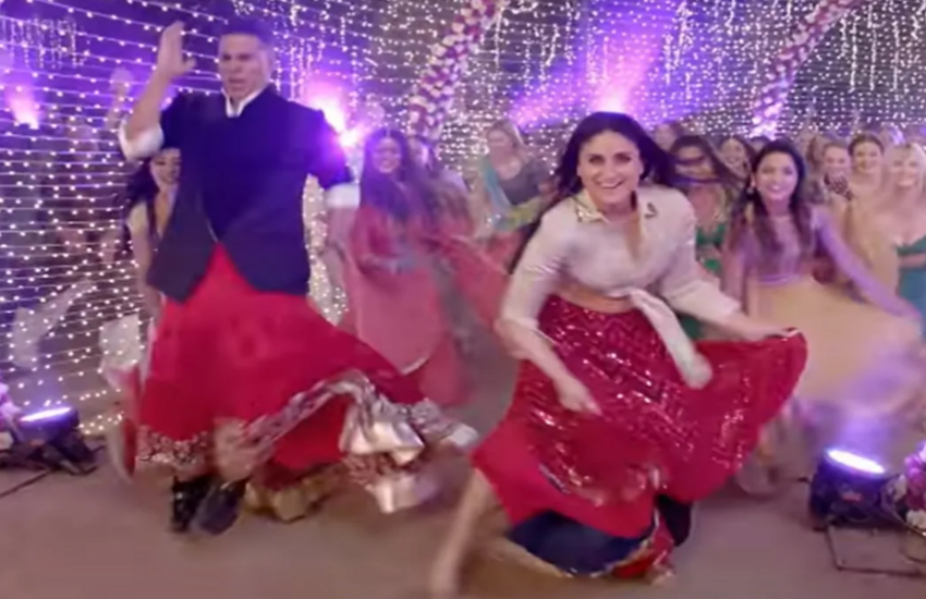 Good Newwz song Laal Ghaghra