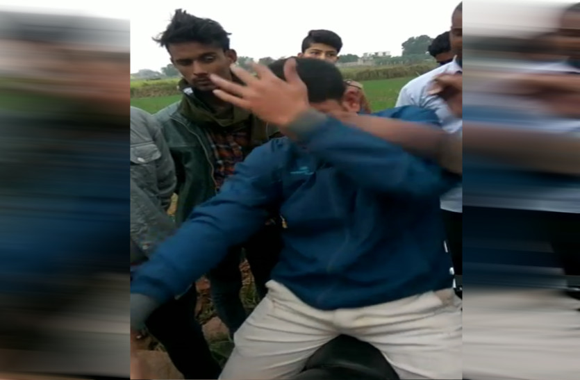 Policemen molest girl students : molesting girl student viral video