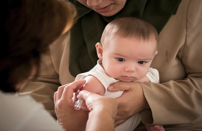Protect infants from pneumonia by keeping cleanliness