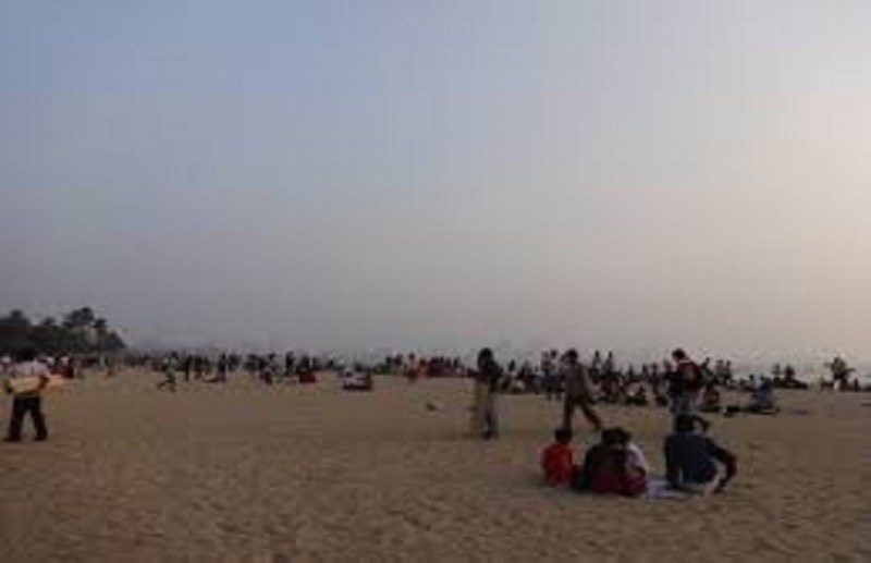 Mumbai beach : बीच पर भेलपुरी बेचने वाले सावधान