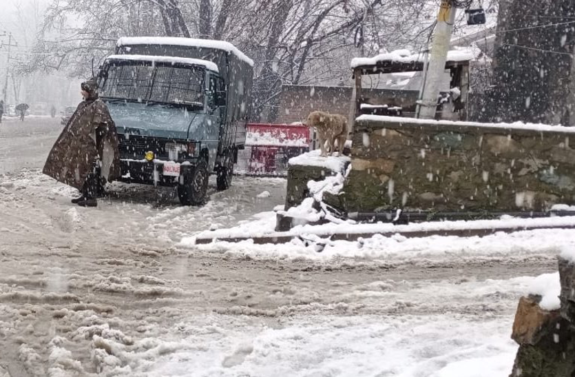 जम्मू-कश्मीर में जल्द मौसम बदलेगा करवट, बर्फबारी और बारिश की संभावना