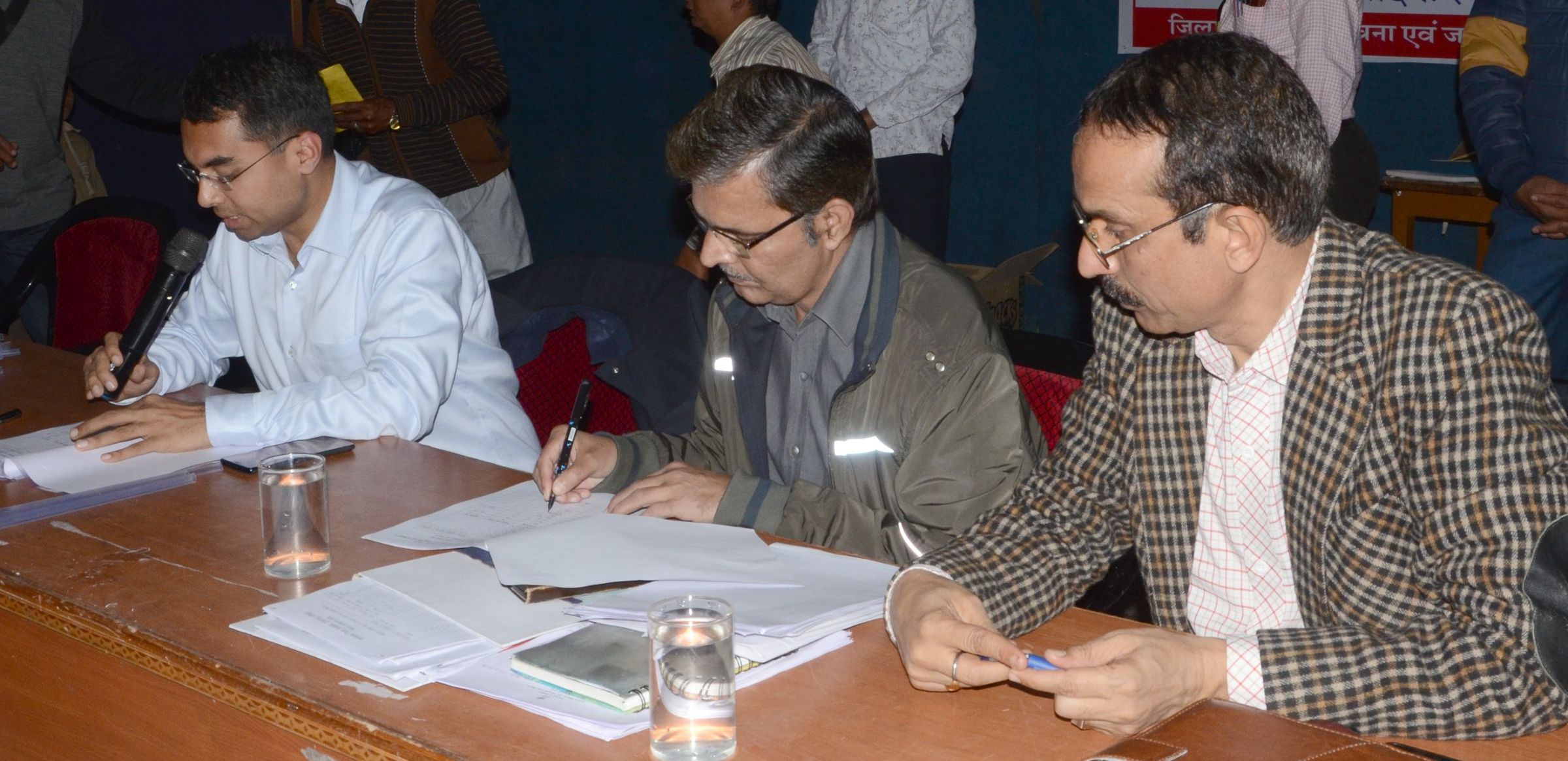 जिला प्रमुख ने बचा ली अपनी सियासी जमीन !