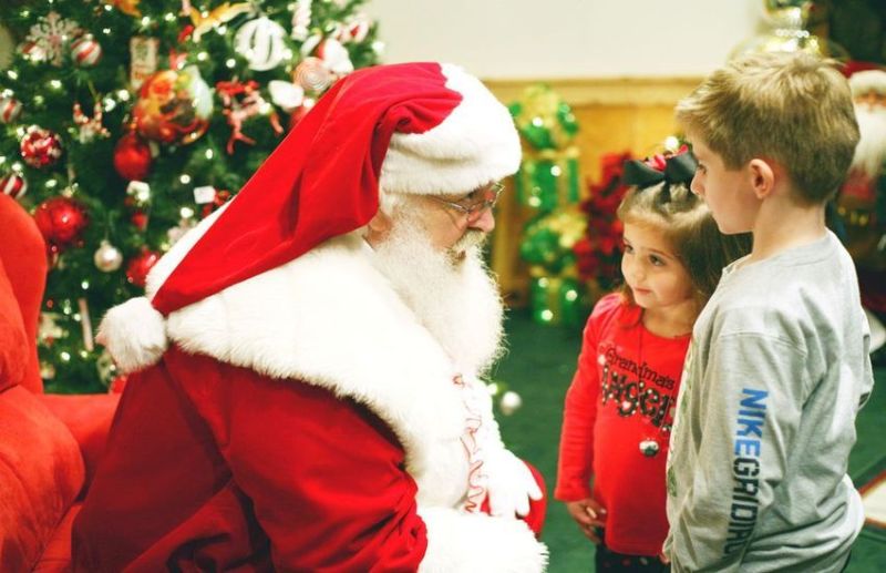 Christmas : कौन है सांता क्लॉज, बच्चों के बीच क्यों रहता है इसका क्रेज, यहां जानिए