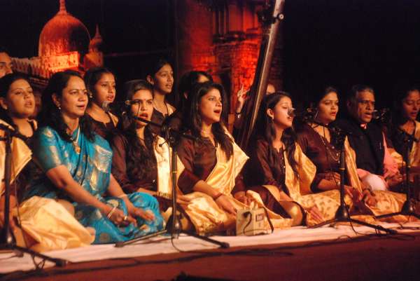 अनूठी रही गुजरी महल की सभा विश्व प्रसिद्ध गुजरी महल मैं