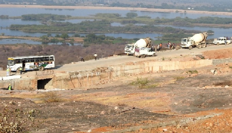 अब होगी भीमलत घांटे की राह आसान, चढ़ाई कम करने का काम अंतिम चरण में