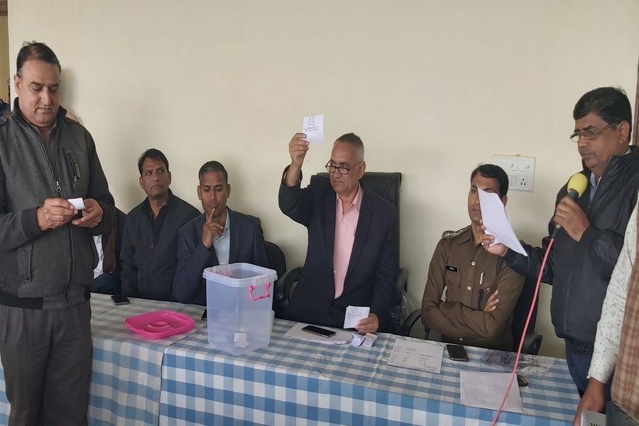 लालसोट में 17 व रामगढ़ पचवारा में 12 पंचायतों में महिलाएं बनेंगी सरपंच