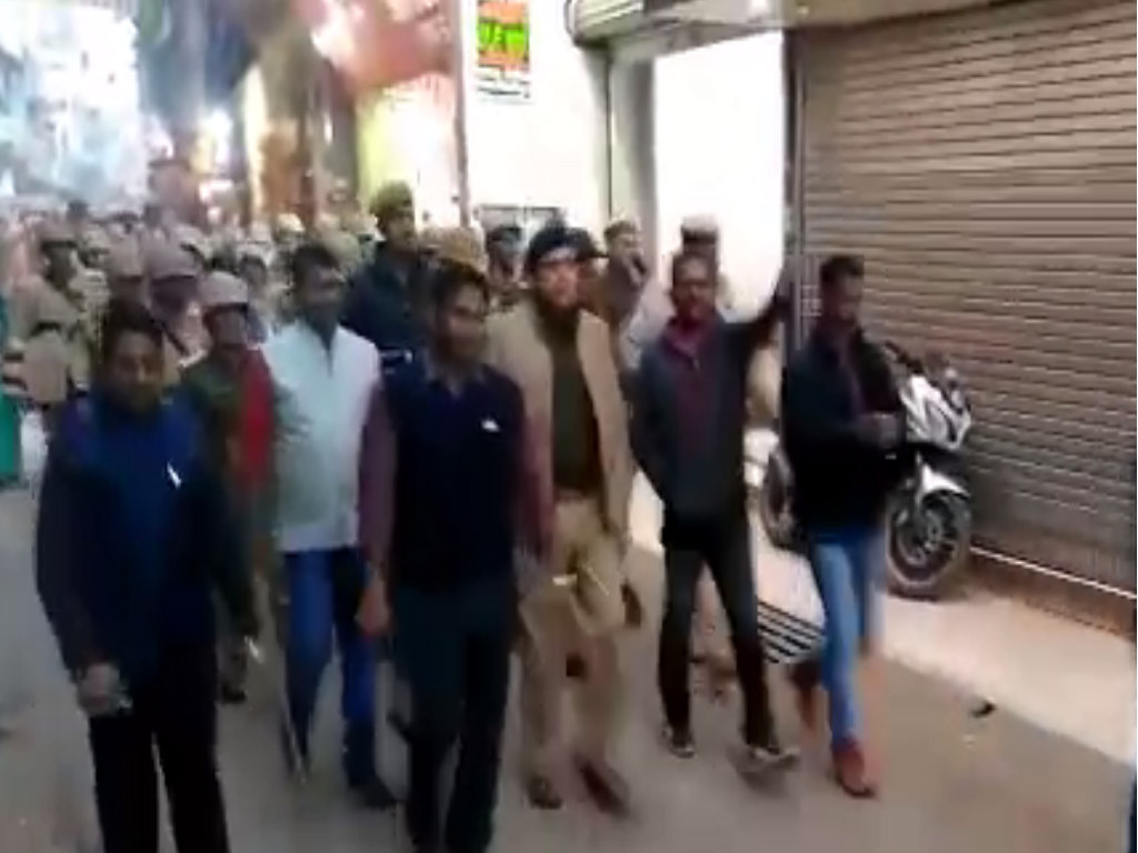 Police march in mirzapur