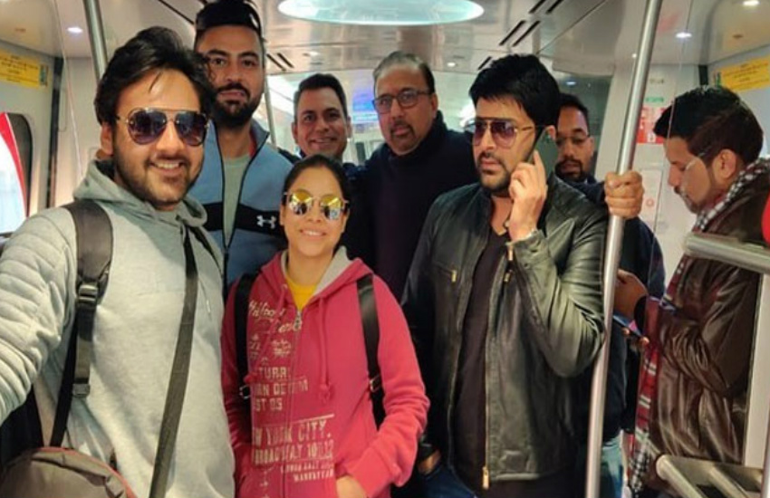 kapil_sharma_travel_in_delhi_metro_with_sumona_chakravarti.jpg