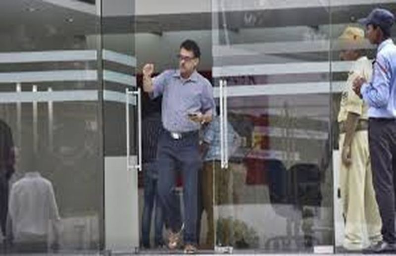 gst news- जीएसटी चोरी करने वालों पर आयकर की भी गाज गिरेगी