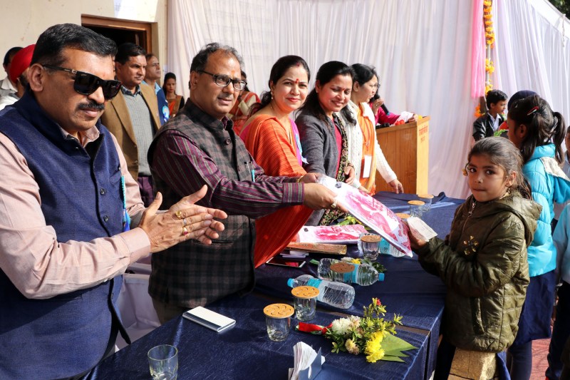 आनंद मेला के व्यंजनों का अतिथियों ने उठाया लुत्फ