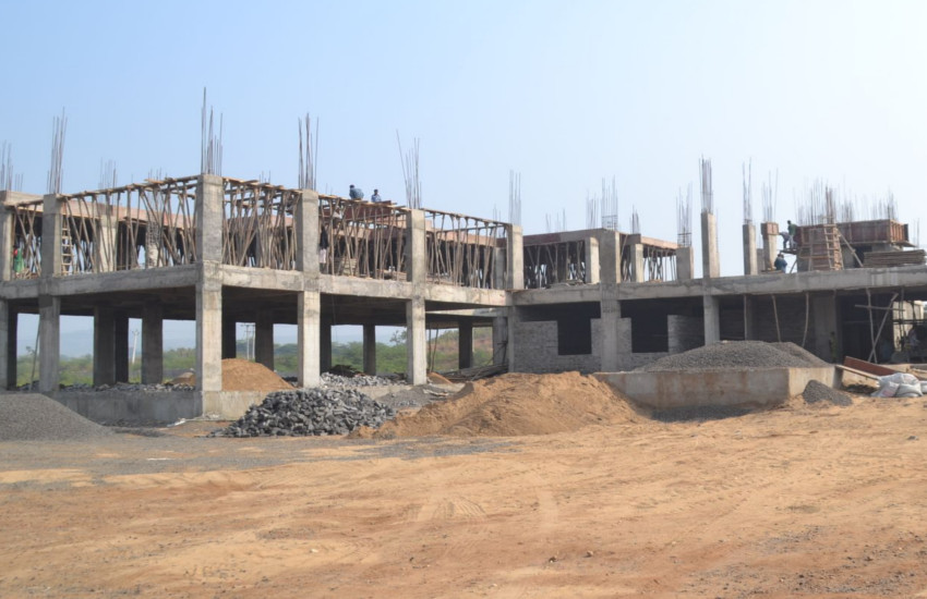 गोविंद गुरु जनजातीय विश्वविद्यालय का नया भवन बनाने की तय अविध निकली, अबतक सिर्फ ढांचे ही खड़े हो पाए