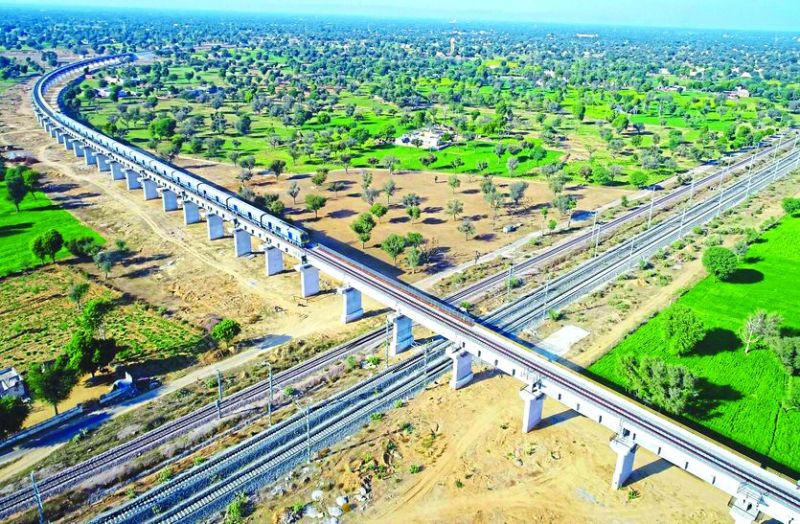 रींगस में प्रदेश का पहला व सबसे लम्बा रेल ओवर रेल ब्रिज, ऊपर-नीचे दौड़ती है ट्रेन