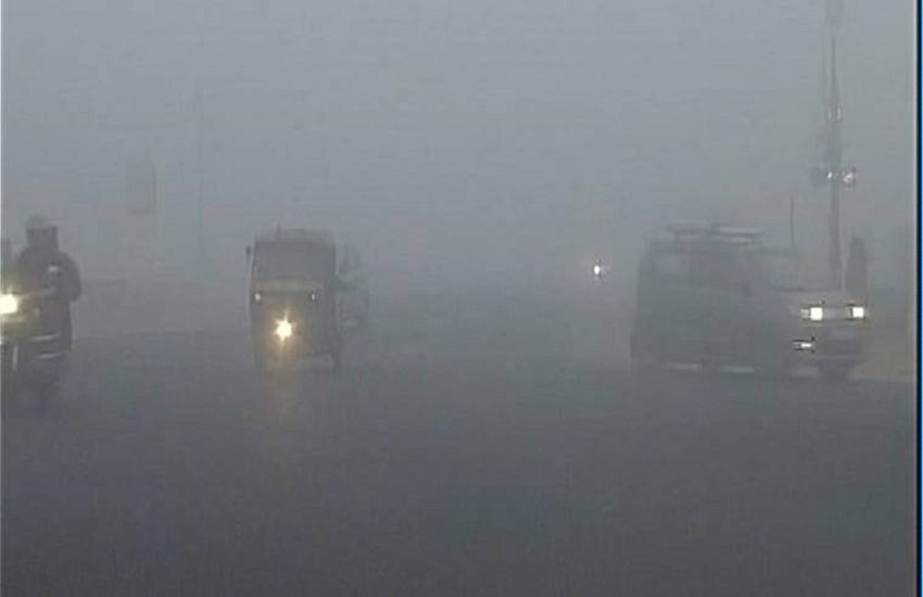 fog-delhi_riksha_fi.jpg