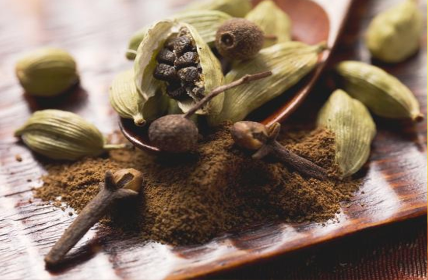 जानिए लौंग, इलायची से होने वाले फायदों के बारे में