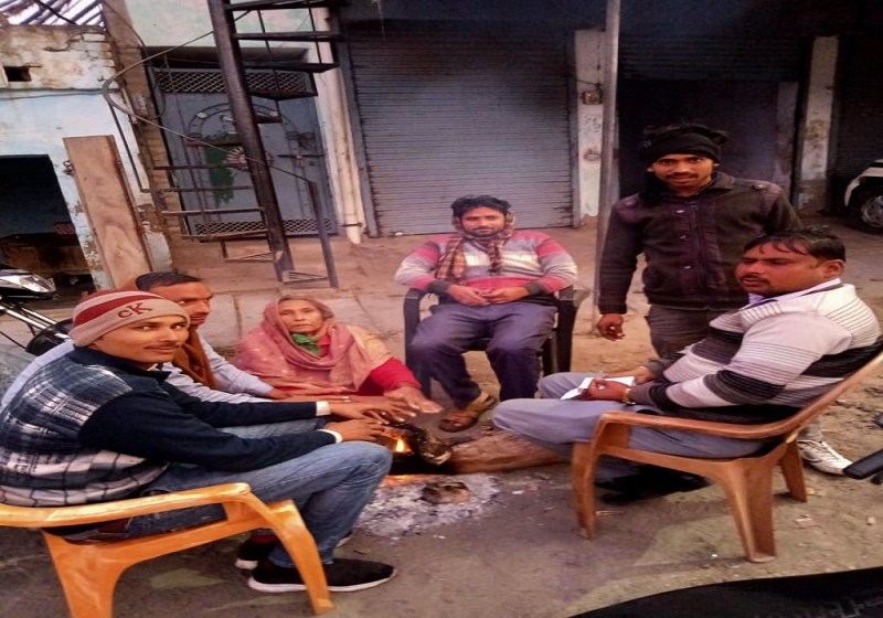 कड़ाके की ठंड से दो और लोगों की मौत, घरों में दुबके लोग, प्रशासन बेचैन