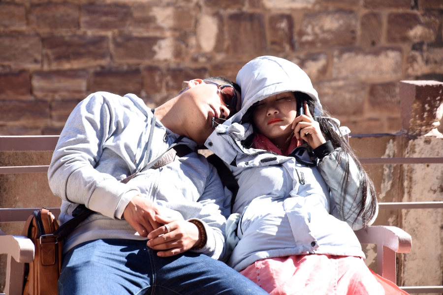 normal lives get affect due to extreme winter season in rajasthan