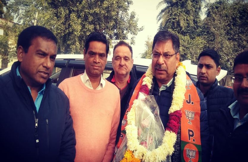भाजपा के प्रदेशाध्यक्ष ने मुख्यमंत्री के लिए देखो क्या कहा