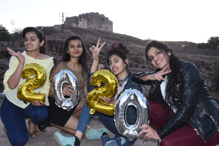 youth should take these 10 resolution for new year 2020