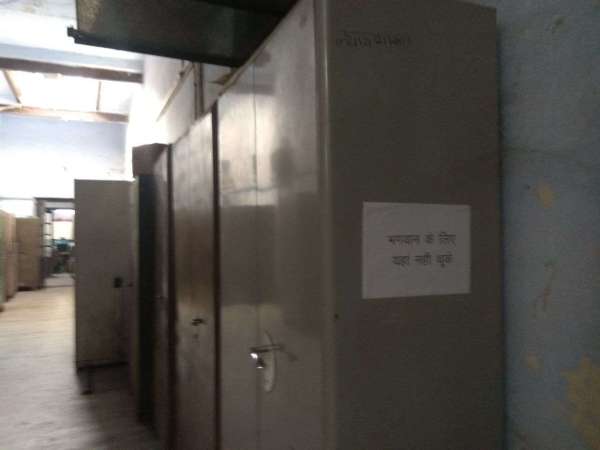 Don't spit here for god's sake, the cupboard has started melting ...