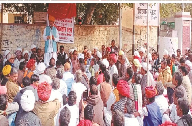 Unite for fight for peasants rights, strike continues on 35th day