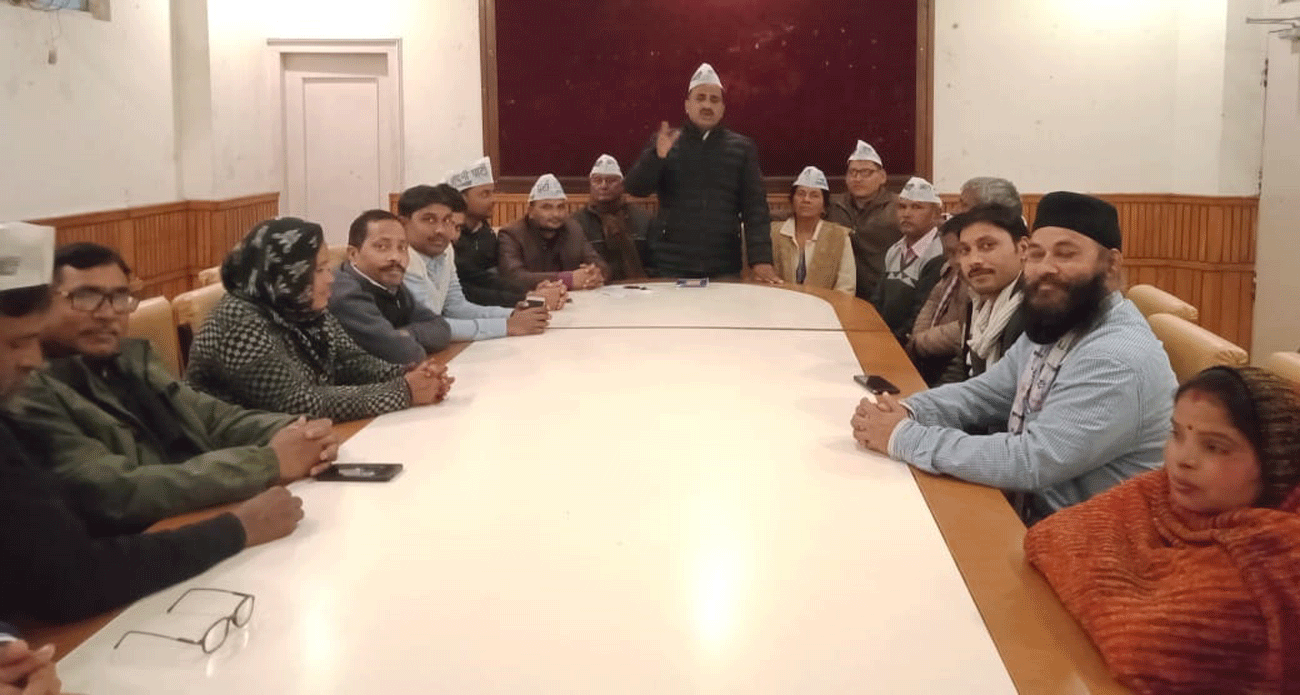 Aap workers will campaign in support of Kejriwal in Delhi election