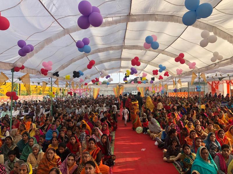 भागवत कथा के चौथे दिन हर्षोल्लास से मनाया श्रीकृष्ण जन्मोत्सव