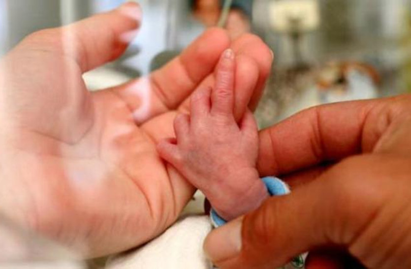 अजमेर के जेएलएन अस्पताल में 24 घंटे में 5 बच्चों की मौत, पुष्टि के नाम पर दिनभर अस्पताल प्रशासन छुपाता रहा आंकड़े