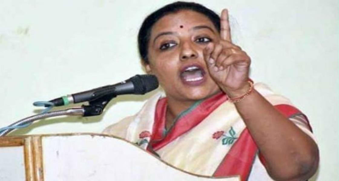 OMG : महाराष्ट्र की महिला मंत्री बोलीं, अभी तो नए मंत्री हैं, जेबें गरम होना
बाकी हैं