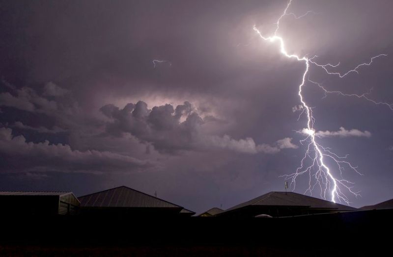 मौसम अपडेट: इन जिलो में तेज बारिश के साथ ओलावृष्टि की चेतावनी, बढ़ेगी सर्दी