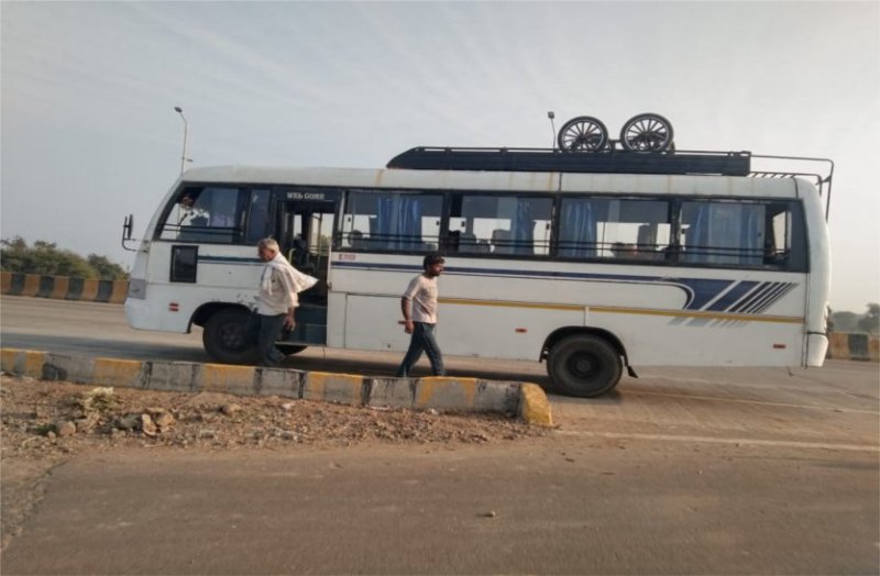 जानिए... यहां बस ऑपरेटरों की मनमानी से क्यों है ग्रामीण परेशान
